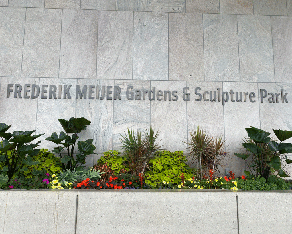 Sign for Frederik Meijer Gardens in Grand Rapids, Mich.